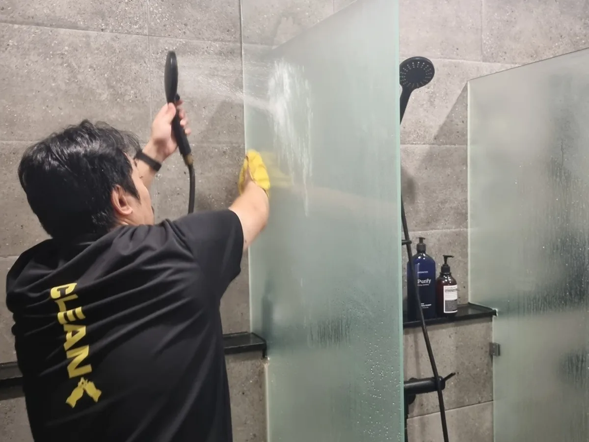 단양군 매포읍 건물 세면대·파우더룸 바닥 위생청소 사례 - 행진크린